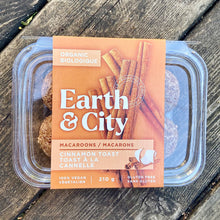 Load image into Gallery viewer, Cinnamon Toast Macaroons