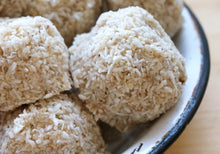 Load image into Gallery viewer, Vanilla Macaroons